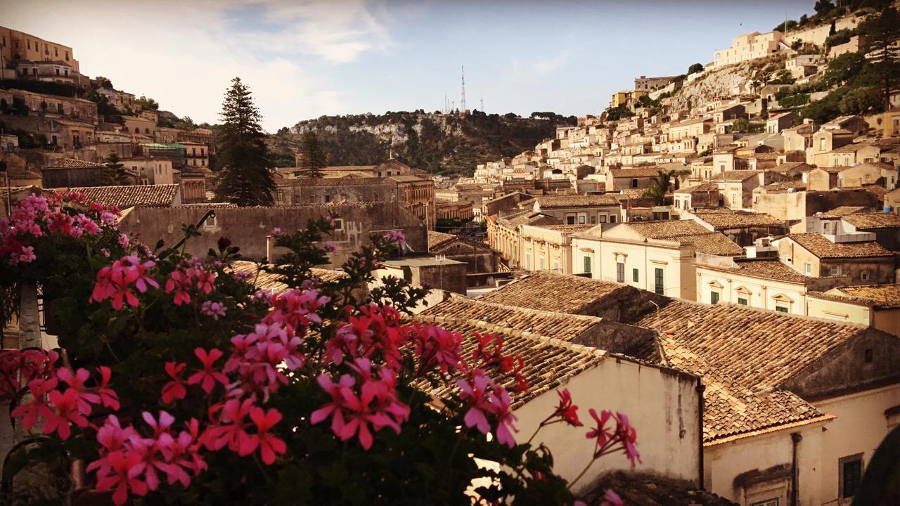 Bed and Breakfast I Tetti Di Siciliando Modica Exterior foto