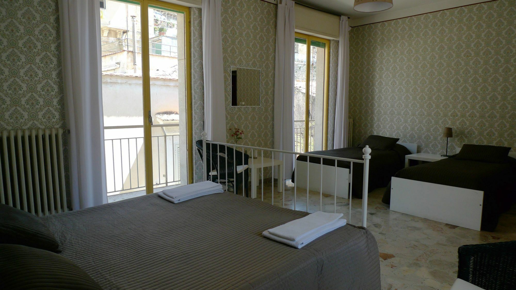 Bed and Breakfast I Tetti Di Siciliando Modica Exterior foto